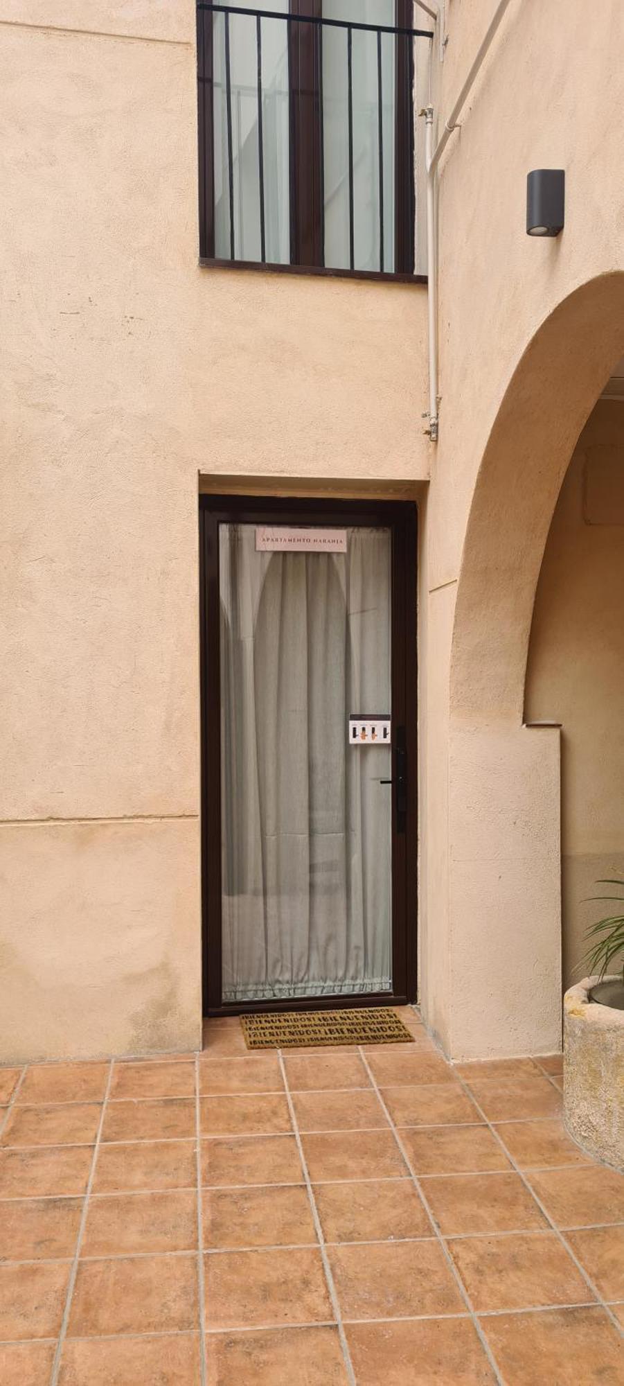 Pregonero Urban Suites - Naranja Soria Buitenkant foto