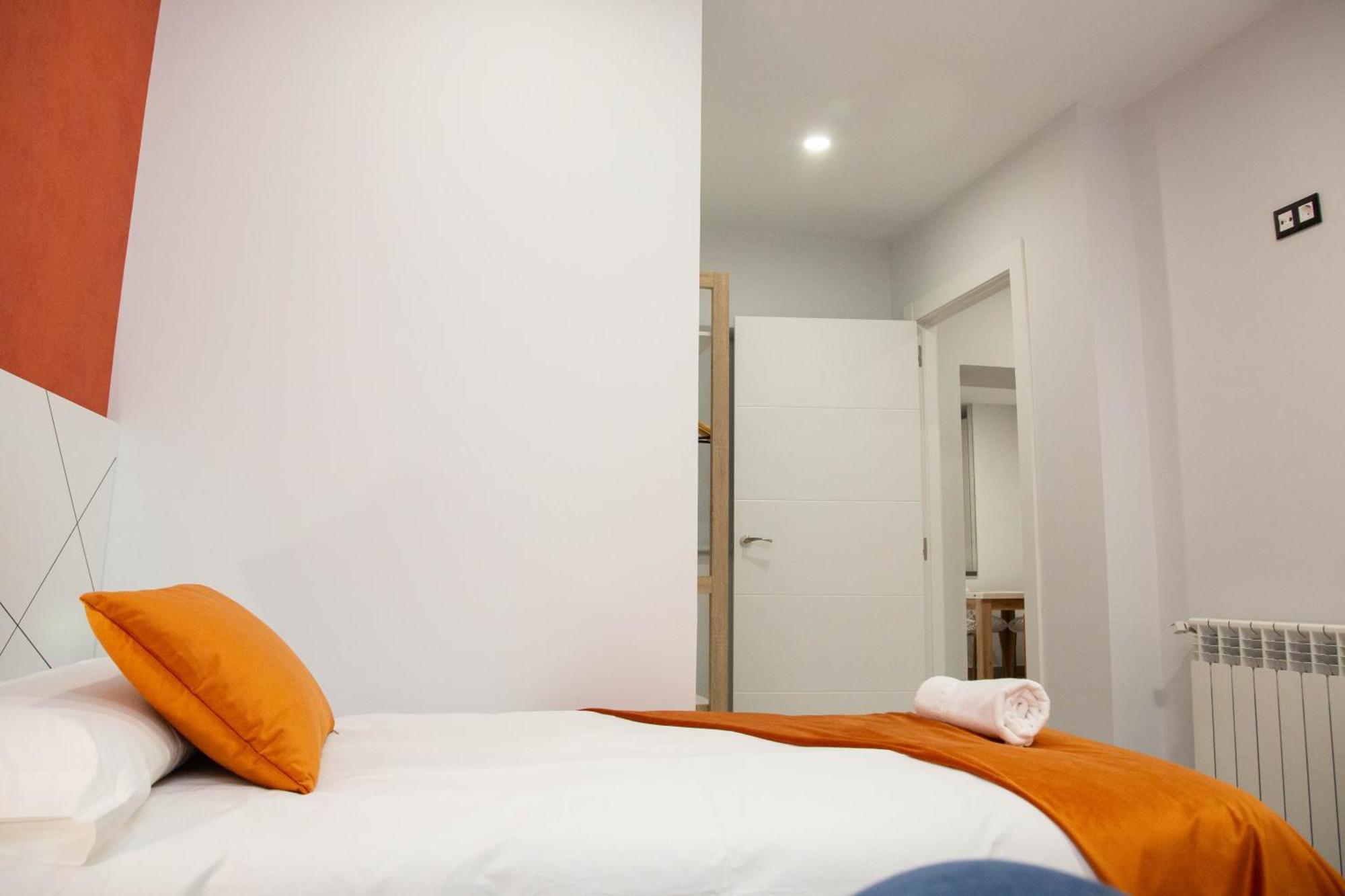 Pregonero Urban Suites - Naranja Soria Buitenkant foto