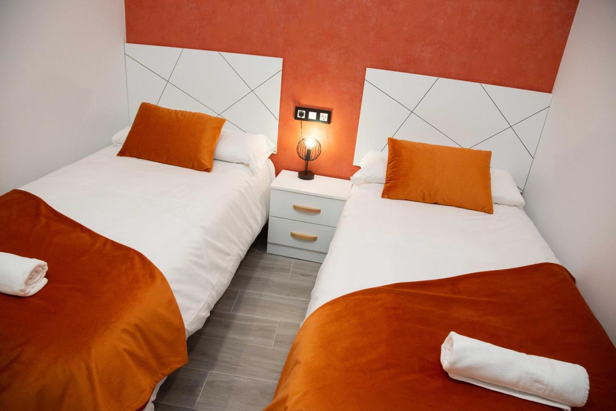 Pregonero Urban Suites - Naranja Soria Buitenkant foto
