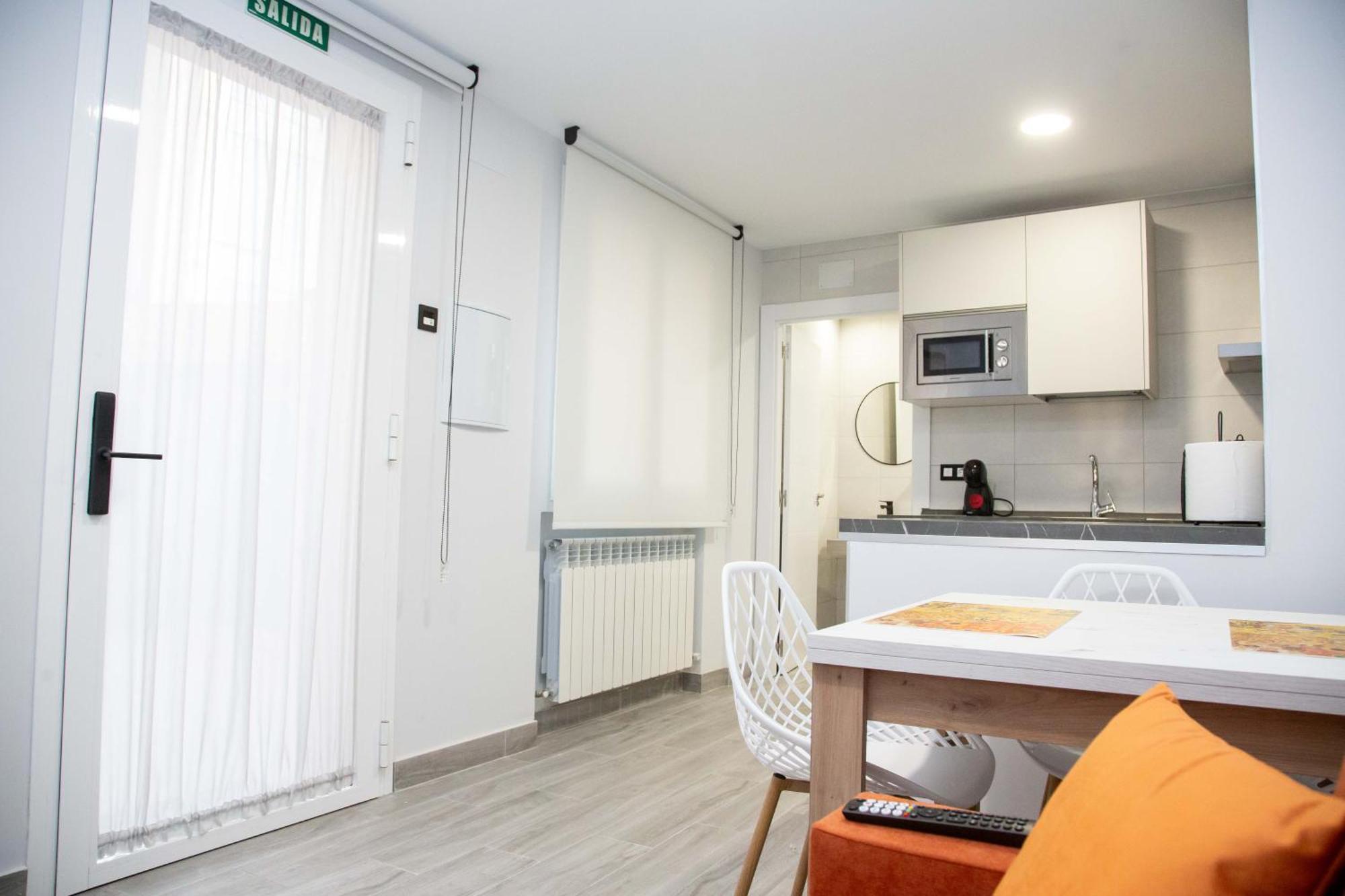 Pregonero Urban Suites - Naranja Soria Buitenkant foto