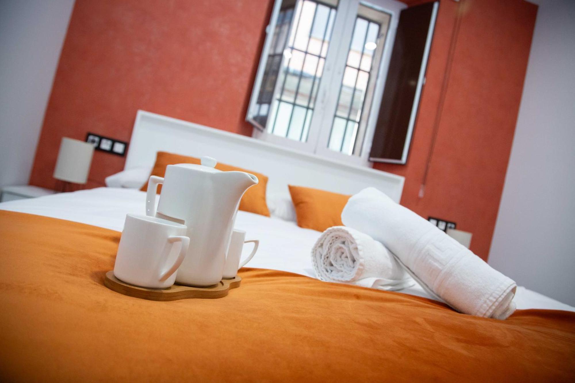 Pregonero Urban Suites - Naranja Soria Buitenkant foto