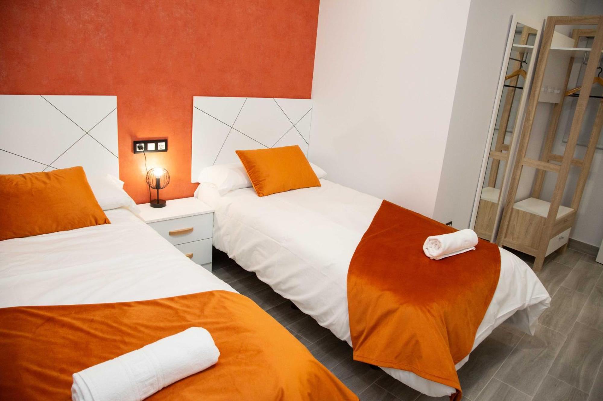 Pregonero Urban Suites - Naranja Soria Buitenkant foto