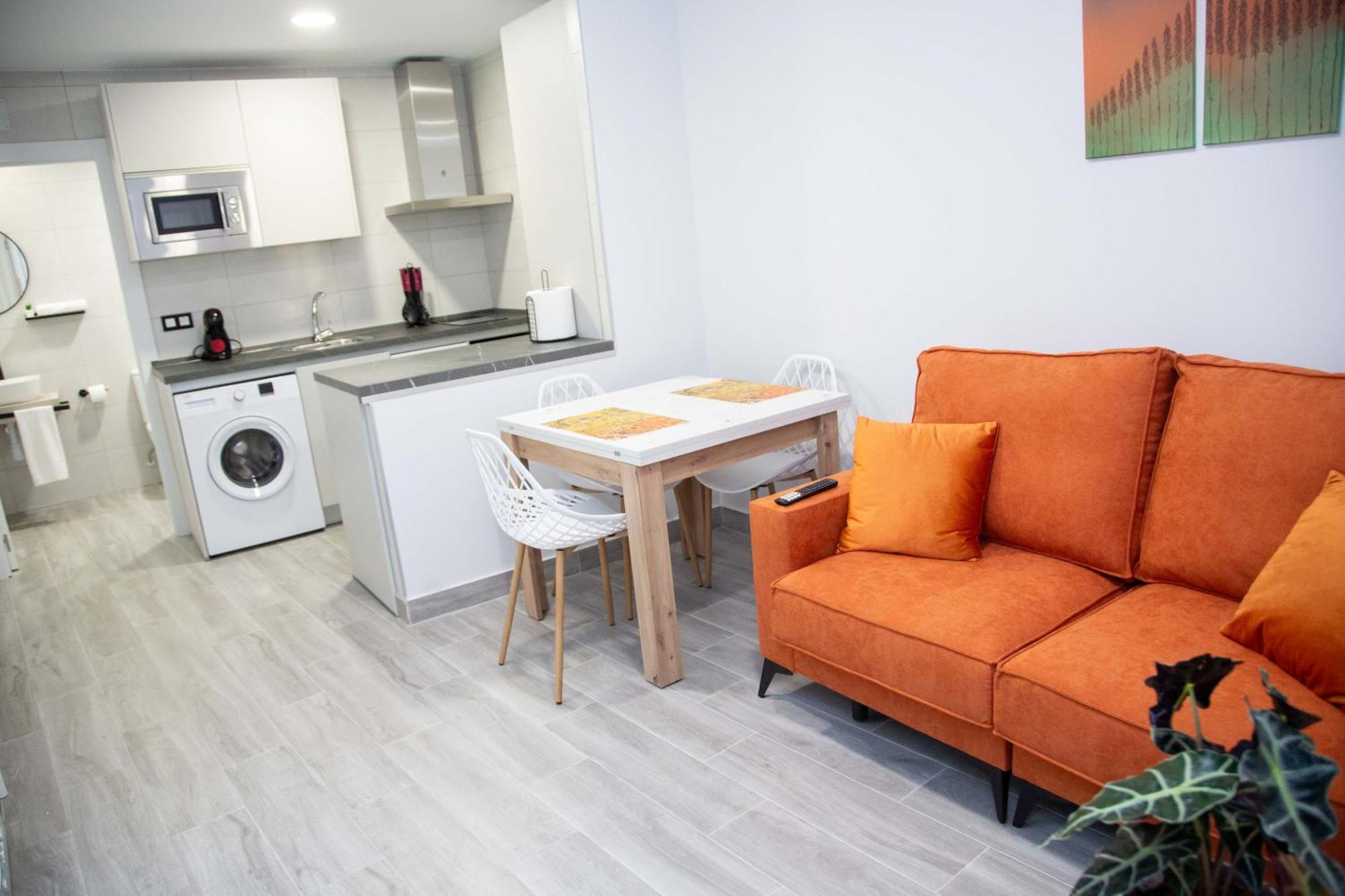 Pregonero Urban Suites - Naranja Soria Buitenkant foto